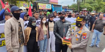 Polres Blitar Kota Dan Polda Jatim Terima Apresiasi Dari Forum Masyarakat Blitar Raya