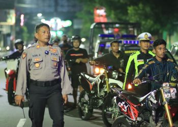 Razia Balap Liar, Polres Blitar Kota Amankan 19 Motor Knalpot Brong Dan Minuman Keras