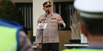 Kapolres Tabanan Arahkan Personil Tentang Disiplin Dalam Bertugas Saat Apel Pagi Jam Pimpinan