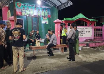 Sambangi Pos Kamling di Desa Sumberingin, Ini Pesan Kasat Binmas Polres Blitar Kota