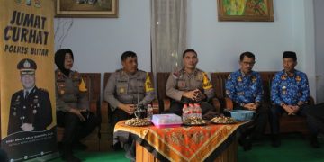 Melalui Jumat Curhat, Polres Blitar Dengarkan Curahan Warga