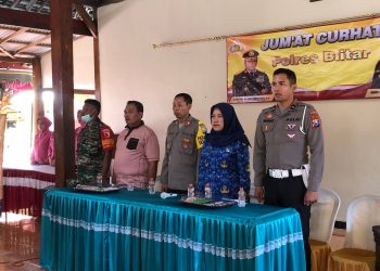 Jum’at Curhat Polres Blitar dengar langsung uneg uneg warga Desa Mandesan Kecamatan Selopuro Blitar*