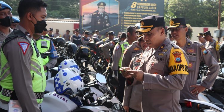 Menyambut Bulan Ramadhan, Wakapolres Blitar Ingatkan Personil Rawat Kendaraan
