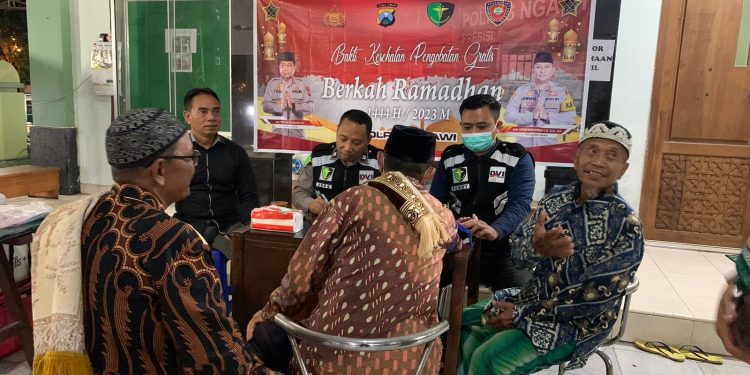 Pulang Tarawih, Dapat Pengobatan Gratis