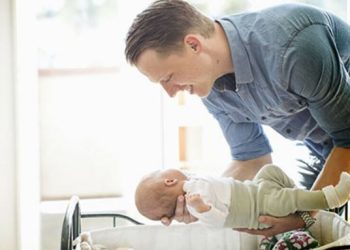Dampak Luar Biasa Keterlibatan Ayah dalam Merawat Anak