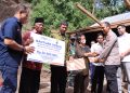 Tanggap Bencana, Kapolres Ngawi Bantu Warga Terdampak Tanah Longsor