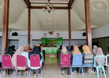 Penerimaan Honor Kader Posyandu Dan PMT balita desa tanggung gunung lancar dan kondusif