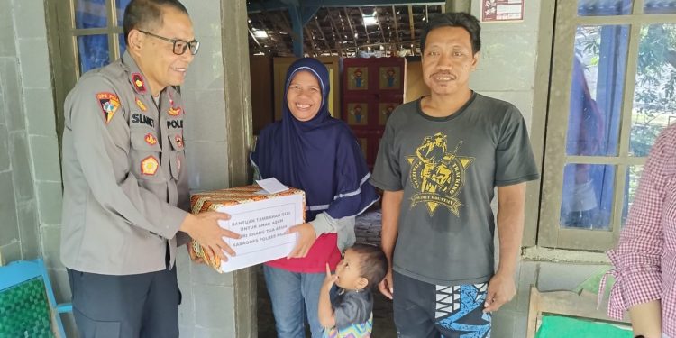 Turunkan Stunting, Kabag Ops Polres Ngawi Beri Bantuan Anak Asuhnya