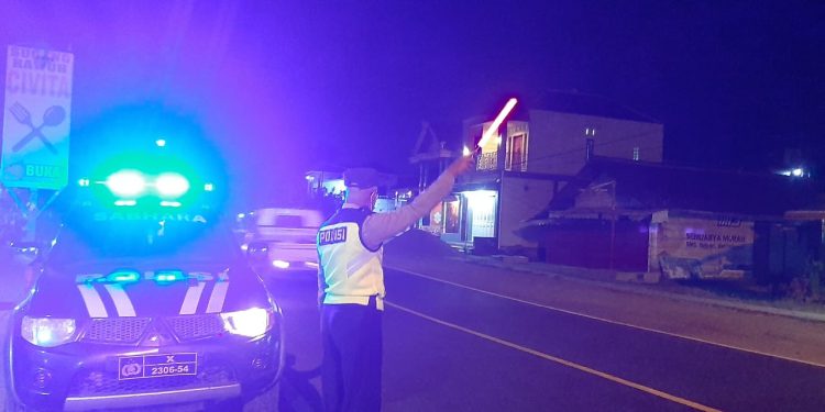 Jelang Lebaran, Polres Ngawi Giatkan Patroli Blue Light