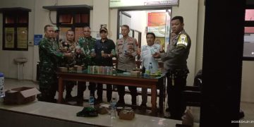 Patroli Gabungan TNI Polri Berhasil Amankan Satu Karung Petasan