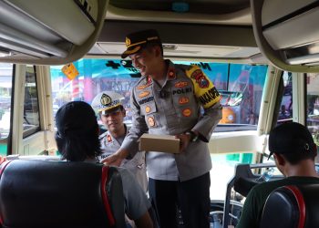 Polres Ngawi Siagakan Anggota di Berbagai SPBU, Antisipasi Kelangkaan BBM