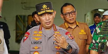 Tinjau Pelabuhan Merak, Kapolri Pastikan Siapkan Upaya Wujudkan Mudik Aman untuk Masyarakat