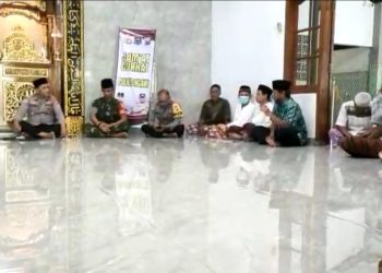 Polres  Ngawi Belanja Masalah di Masjid Nurul Imam Jururejo