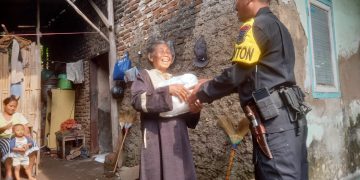 WUJUD KEPEDULIAN POLRI KEPADA MASYARAKAT YANG KURANG MAMPU, SAT BRIMOB POLDA  JABAR BAGAIKAN SEMBAKO DIBULAN RAMADHAN