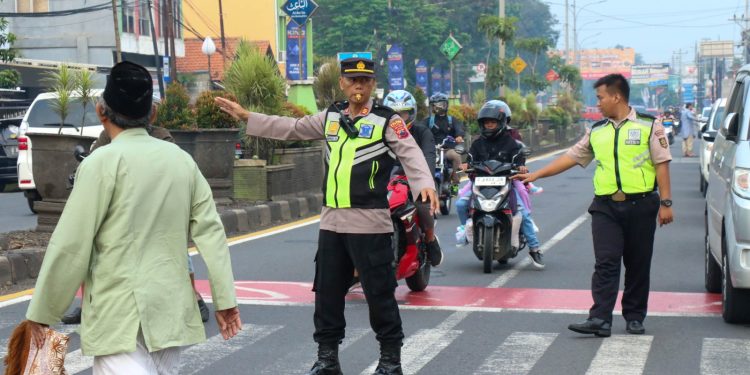 Polres Batang Gelar Pengamanan Salat Id