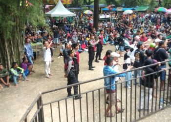 Hari Ke dua Idul Fitri,  Polres Ngawi Laksanakan Pengamanan di Obyek Wisata Tawun.