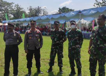 Ciptakan Kamtibmas TNI-Polri Berikan Pengamanan Dalam Rangka Reuni Akbar SMPN 1 Limbangan