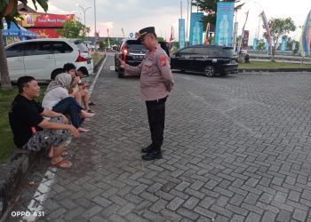 Peduli Pemudik, Polres Ngawi Beri Imbauan dan Dengarkan Keluhan di Jumat Curhat