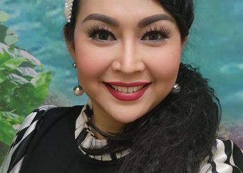 Penyanyi dan Youtubber Mata Langit Ratna Listy Apresiasi Polres Ngawi