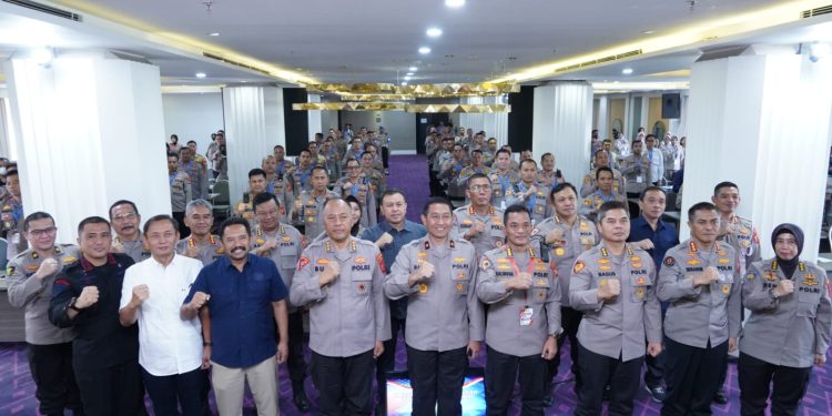 *WAKAPOLDA JABAR MEMBUKA RAKERWAS ITWASDA POLDA JABAR TAHUN 2023*