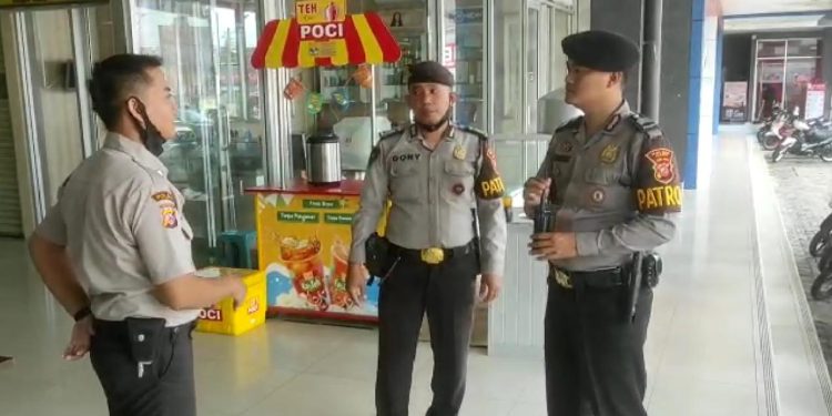 Kabid Humas Polda Jabar : Polisi Beri Himbauan Kamtibmas Guna Mengecah Aksi Kejahatan di Ciamis Mall*