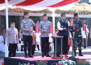 Kabid Humas Polda Jabar : Polisi Monitoring PIN Polio Dosis 2 di Ds. Kertahayu*