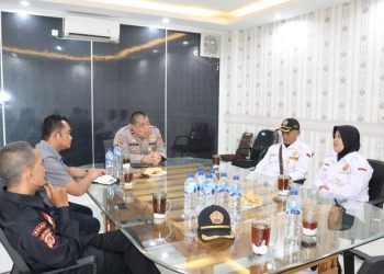 Kabid Humas Polda Jabar : Polisi Monitoring Bansos Beras 10 Kg Di Desa Panaragan*