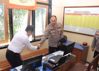 Kapolres Ngawi Cek Polsek Karanganyar