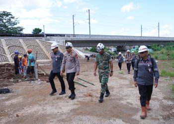 ANTISIPASI PENCURIAN, POLDA JABAR LAKUKAN PENGAMANAN PROYEK KERETA CEPAT JAKARTA BANDUNG