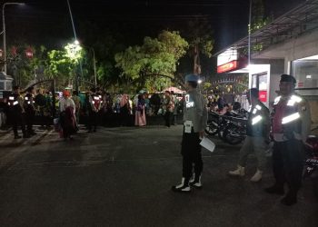 Polres Ngawi Laksanakan Pengamanan Pemberangkatan Jamaah Haji
