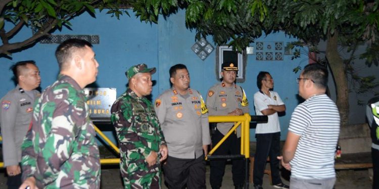 Polisi Bersama TNI Patroli Rumah Kosong Yang Ditinggal Mudik, Nihil Laporan Tindak Pidana