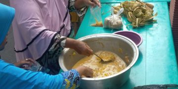 TRADISI SERIBU KETUPAT DI DESA JIWUT,UNTUK MEMPERERAT TALI SILATURAHMI
