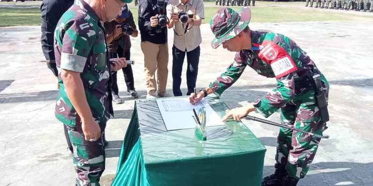Sinergitas Tim Manunggal Bangun Desa Di Jeneponto, Bupati Iksan Apresiasi Kinerja TNI