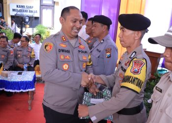 Kapolres Ngawi Beri Penghargaan Kepada 26 Personel Polres