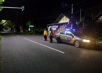 TINGKATKAN PATROLI BLUE LIGHT POLSEK KEPANJENKIDUL PATROLI MOBILING DI TEMPAT RAWAN