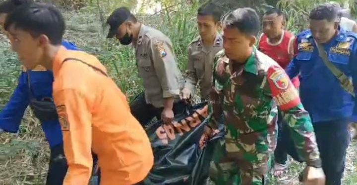Polsek Geneng Ngawi, Bantu Evakuasi Korban Meninggal Dunia di Sungai
