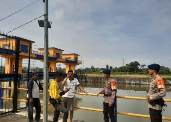 SAT BRIMOB POLDA JABAR LAKSANAKAN PATROLI KE BENDUNGAN COPONG GARUT*