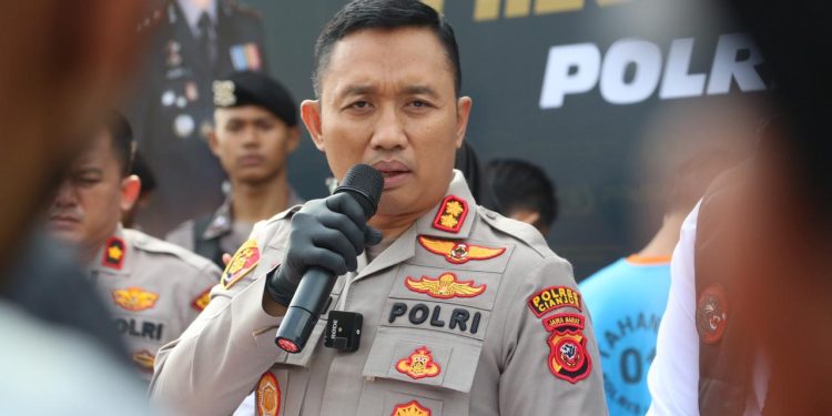 *Kabid Humas Polda Jabar : Polisi Mengamankan Remaja yang Kedapatan Membawa Senjata Pemukul*