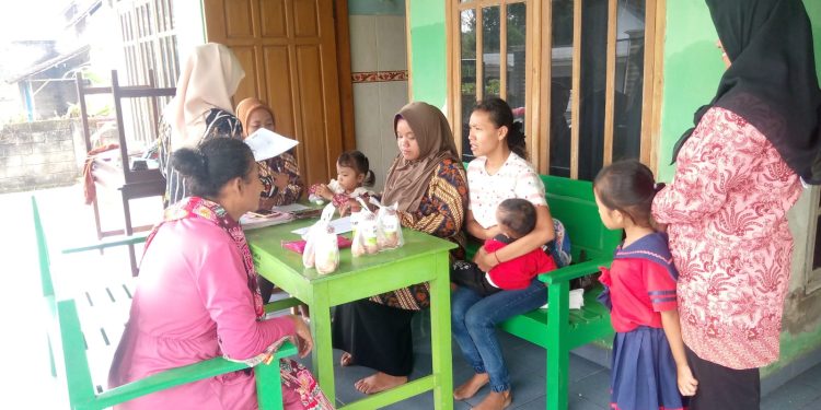 Posyandu Desa Panggunguni Kecamatan Pucanglaban berlangsung lancar dan kondusi