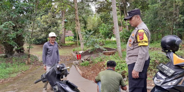 *Kabid Humas Polda Jabar : Polisi Selidiki Aksi Pemboobolan Sebuah Minimarket di kec Ciampea kab Bogor*