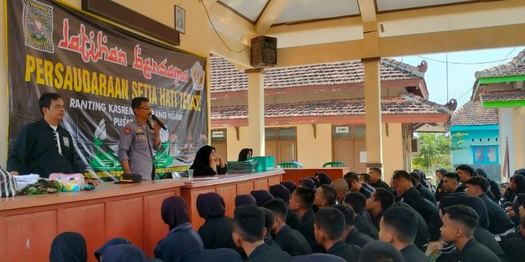 398 Calon Warga PSHT Ranting Kasreman Menjadi Kader Kamtibmas di Ngawi