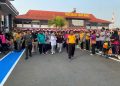 Hari Bhayangkara ke-77, TNI, Polri, dan Forkopimda Batang Gelar Acara Jalan Sehat dan Senam Bersama