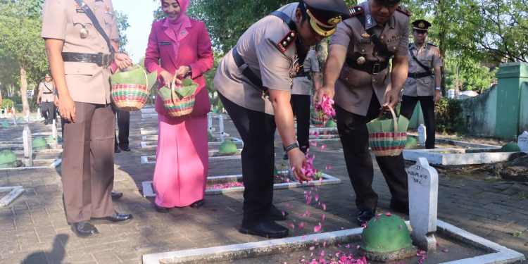 Polres Ngawi Ziarah Rombongan Jelang Hari Bhayangkara ke-77