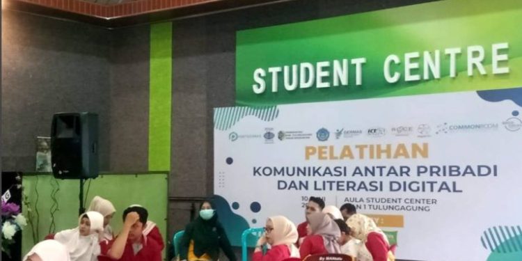 Pelatihan Komunikasi Literasi Digital Kesehatan berjalan lancar