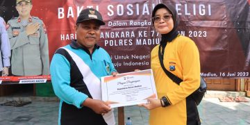 Sambut Hari Bhayangkara, Polres Madiun Baksos Renovasi Mushola