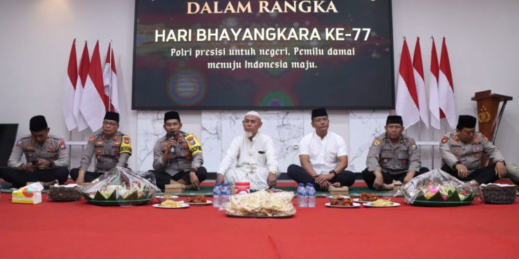 Polres Ngawi Gelar Tirakatan dan Doa Bersama