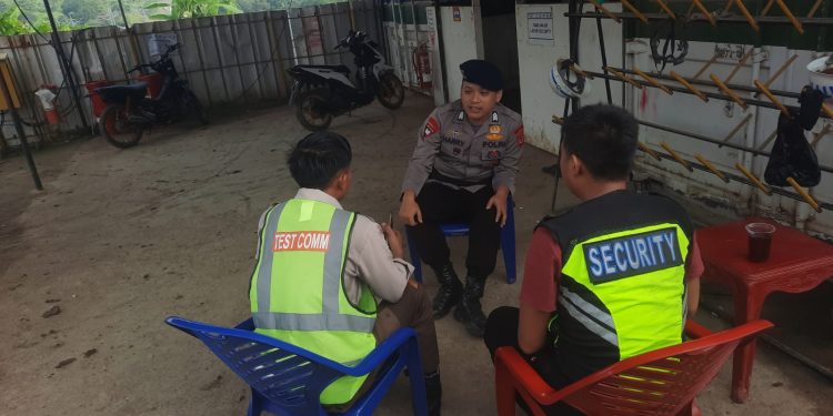 *JAGA PROFESIONALITAS, BID PROPAM POLDA JABAR AJAK MASYARAKAT BERPERAN AKTIF GUNAKAN TEKNOLOGI LAYANAN PENGADUAN MASYARAKAT*