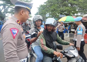 Kabid Humas Polda Jabar : Dalam Ops Patuh Lodaya 2023, Polisi hentikan motor yang lewat. Ada apa?*
