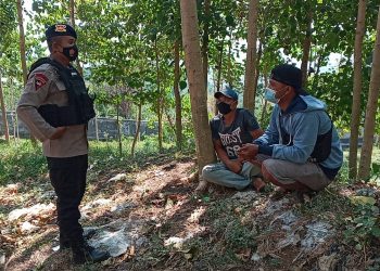 *SAT BRIMOB POLDA JABAR BERIKAN PESAN KAMTIBMAS KEPADA WARGA GUNA WUJUDKAN KONDUSIFITAS WILAYAH*