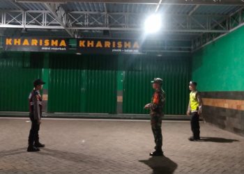Cegah Kejahatan di Ngawi, Bhabinkamtibmas dan Babinsa Sine Patroli Obyek Vital